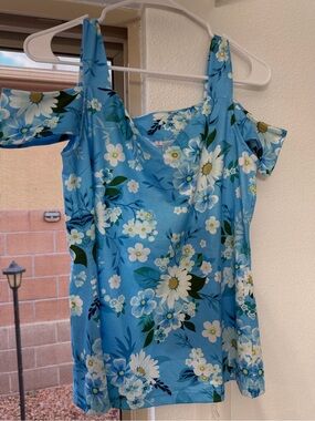 Sky Blue Daisy Floral Cold-Shoulder Top